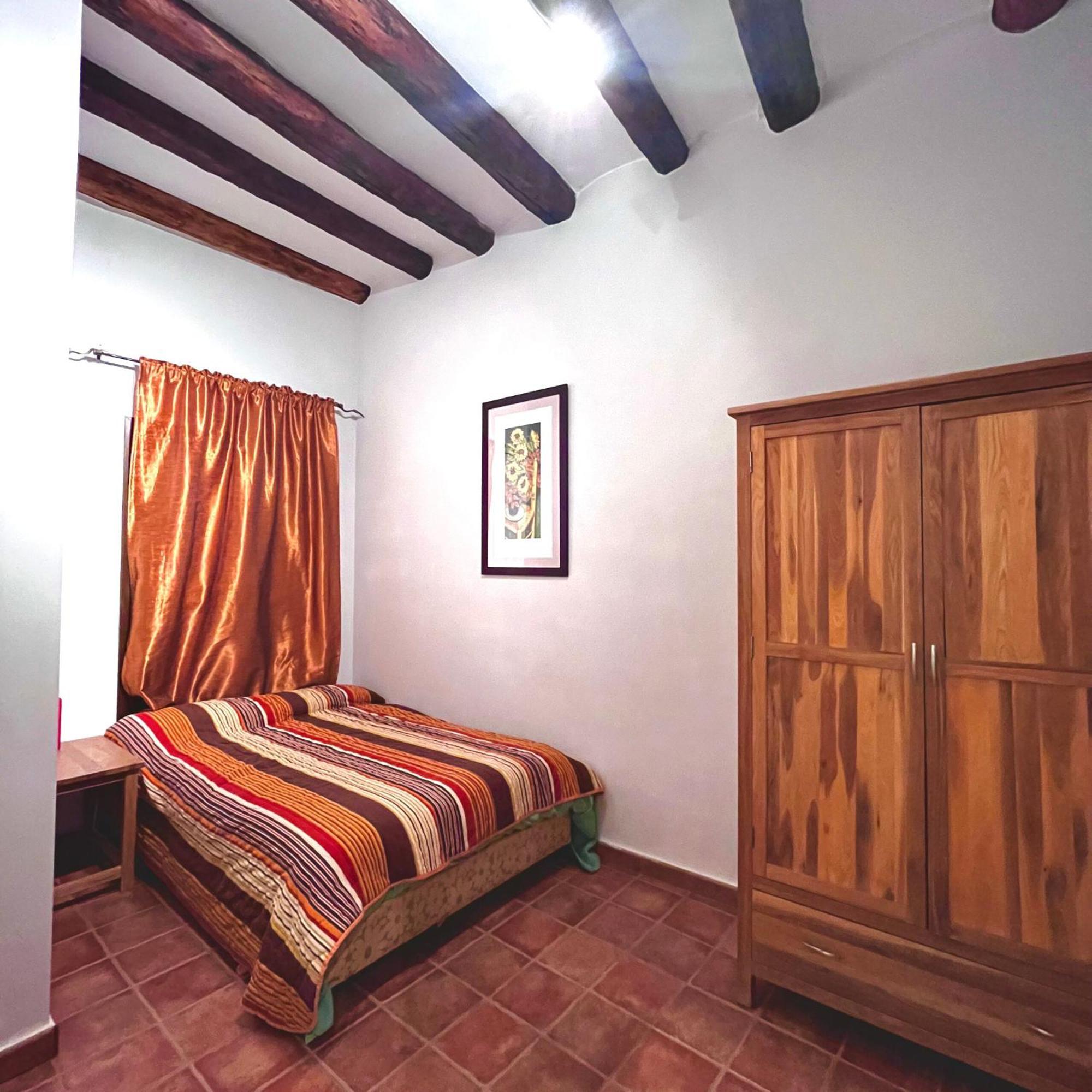 Apartamentos Angelus Plaza Mayor De Graus Ngoại thất bức ảnh