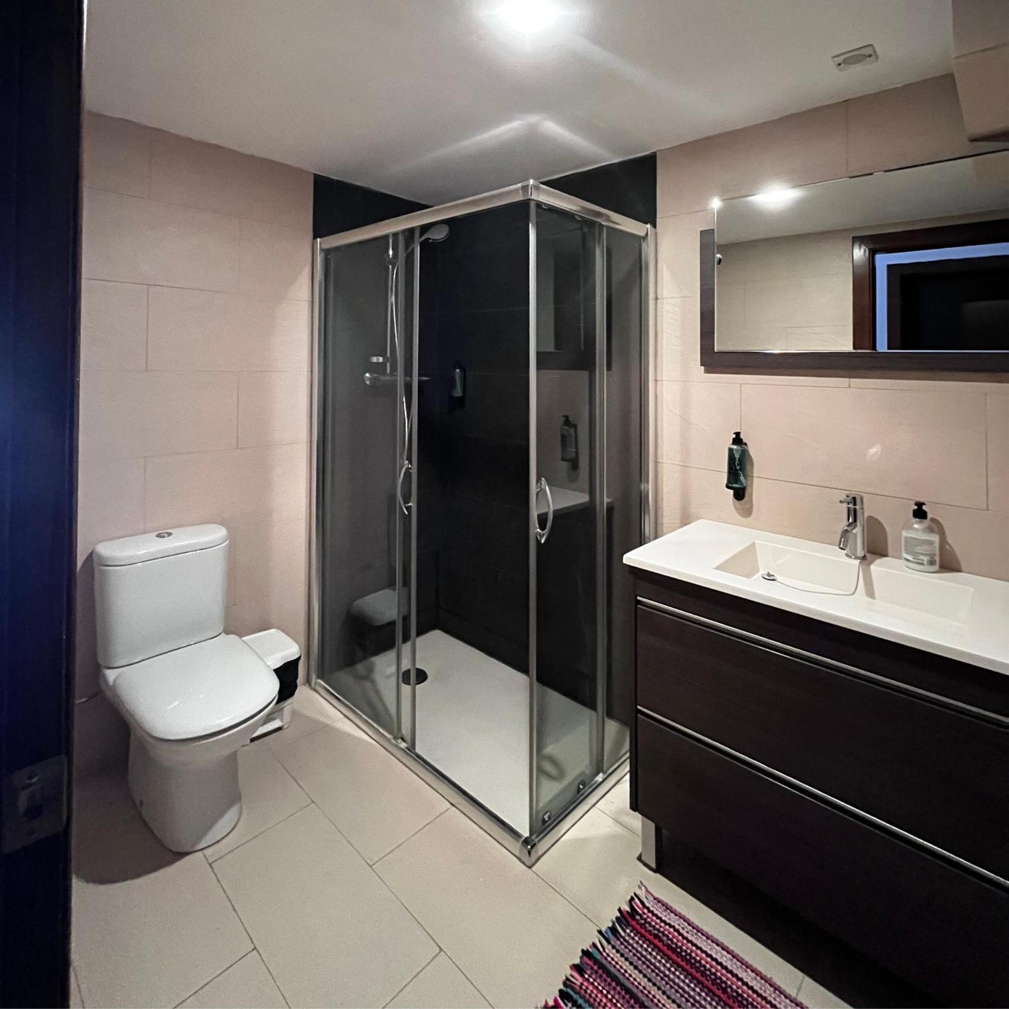 Apartamentos Angelus Plaza Mayor De Graus Ngoại thất bức ảnh