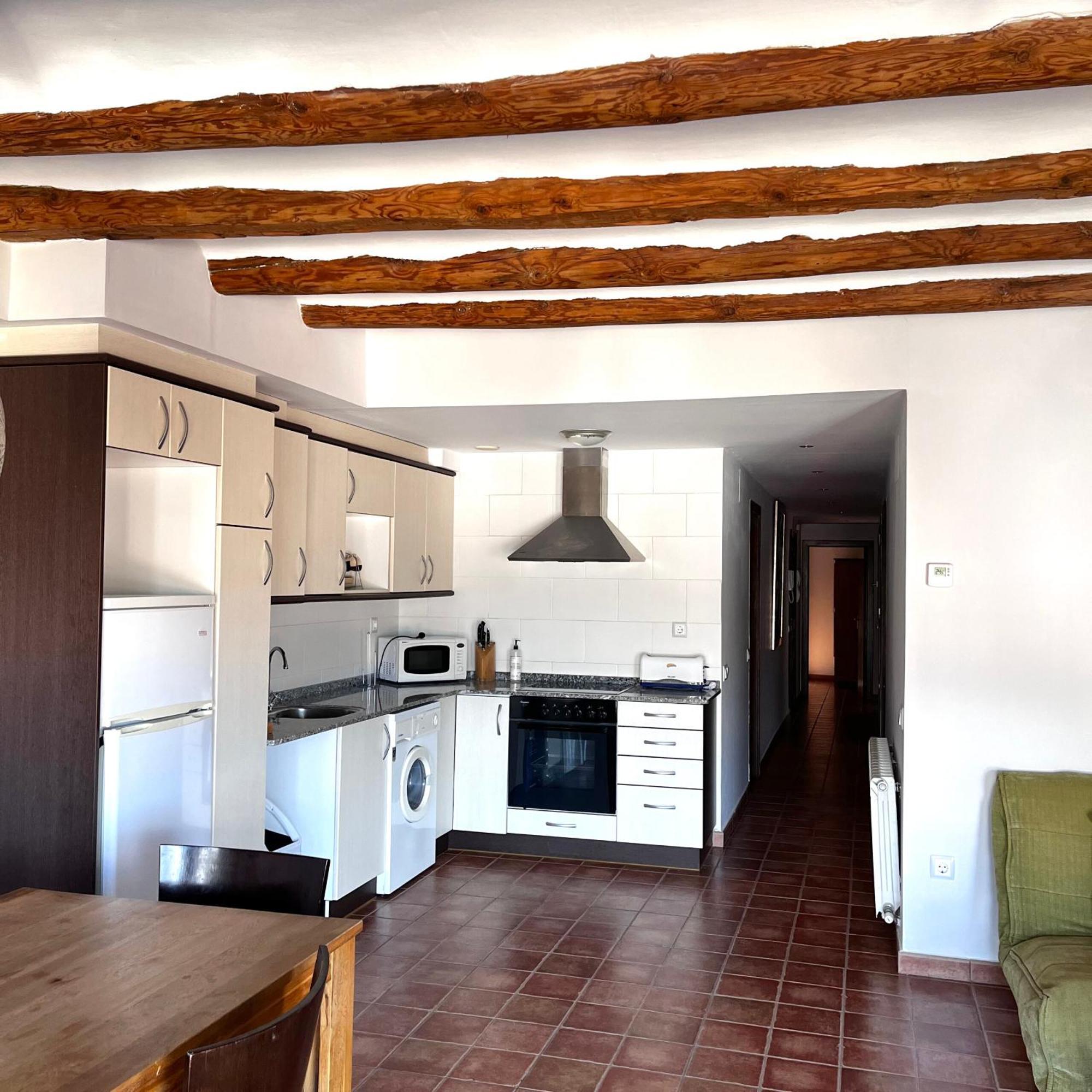 Apartamentos Angelus Plaza Mayor De Graus Ngoại thất bức ảnh